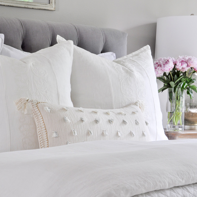 modern European white pillows for the bedroom